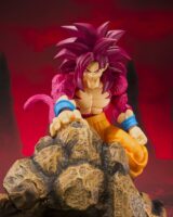 S.H. Figuarts Dragon Ball Daima Super Saiyan 4 Son Gokum ( Adult ) Action Figure